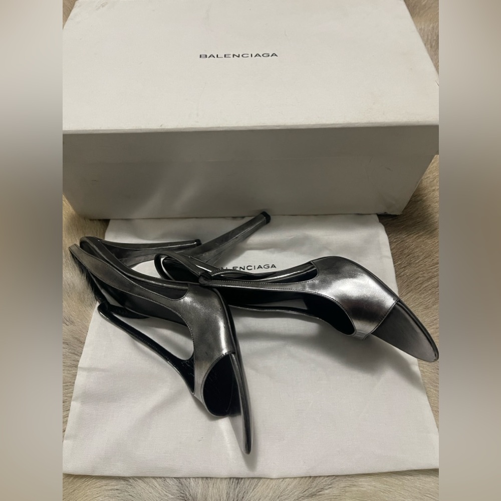 Balenciaga Heels - Picture 5 of 12